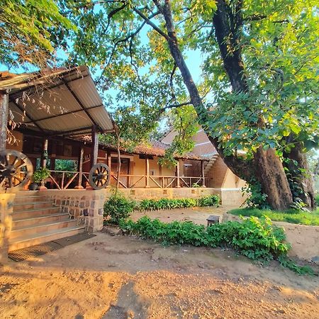 Surwahi Social Ecoestate Kanha Exterior photo