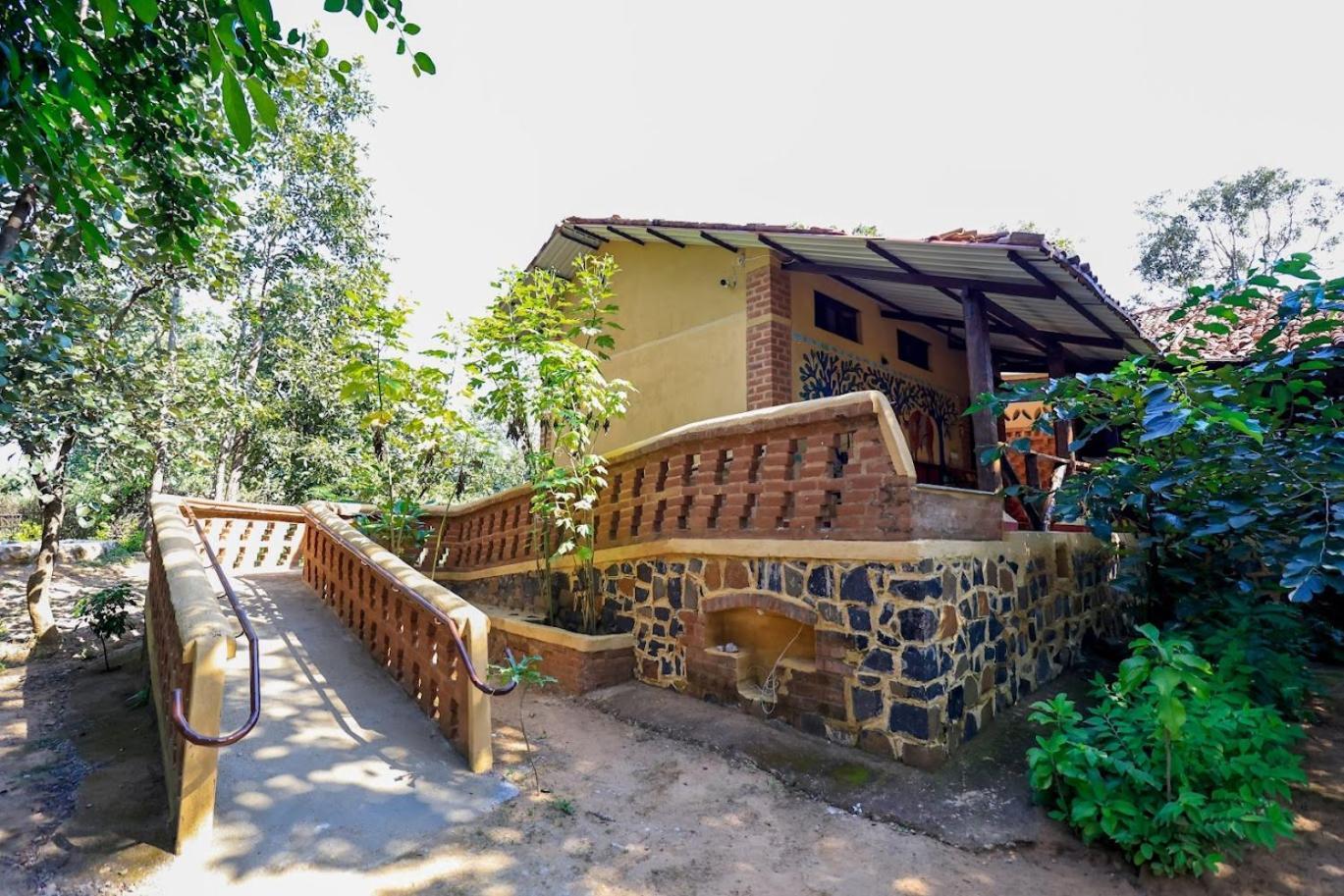 Surwahi Social Ecoestate Kanha Exterior photo